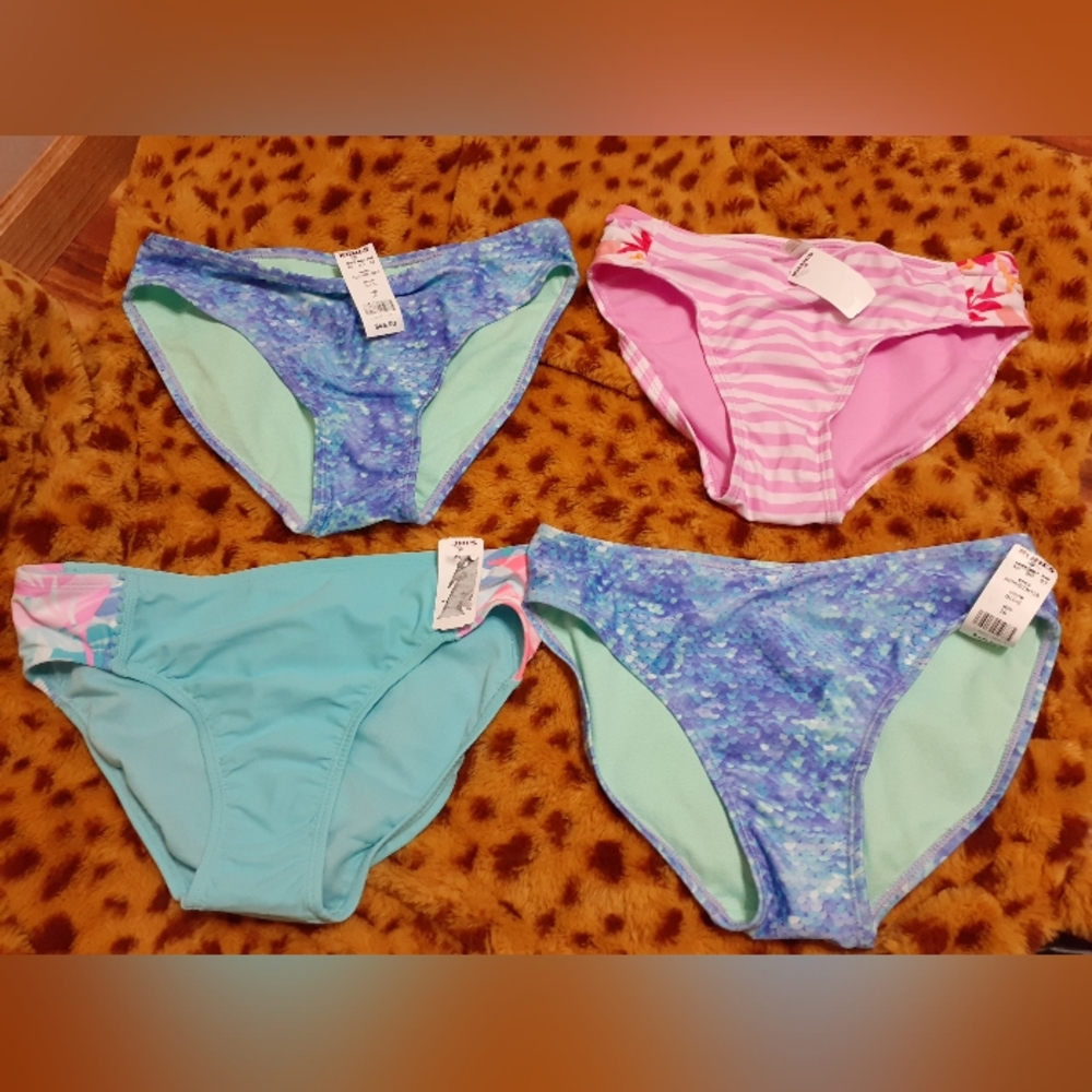 NWT Girls swimwear bikini bottoms (bundle)